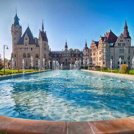 Hôtel Moszna Zamek Extérieur photo