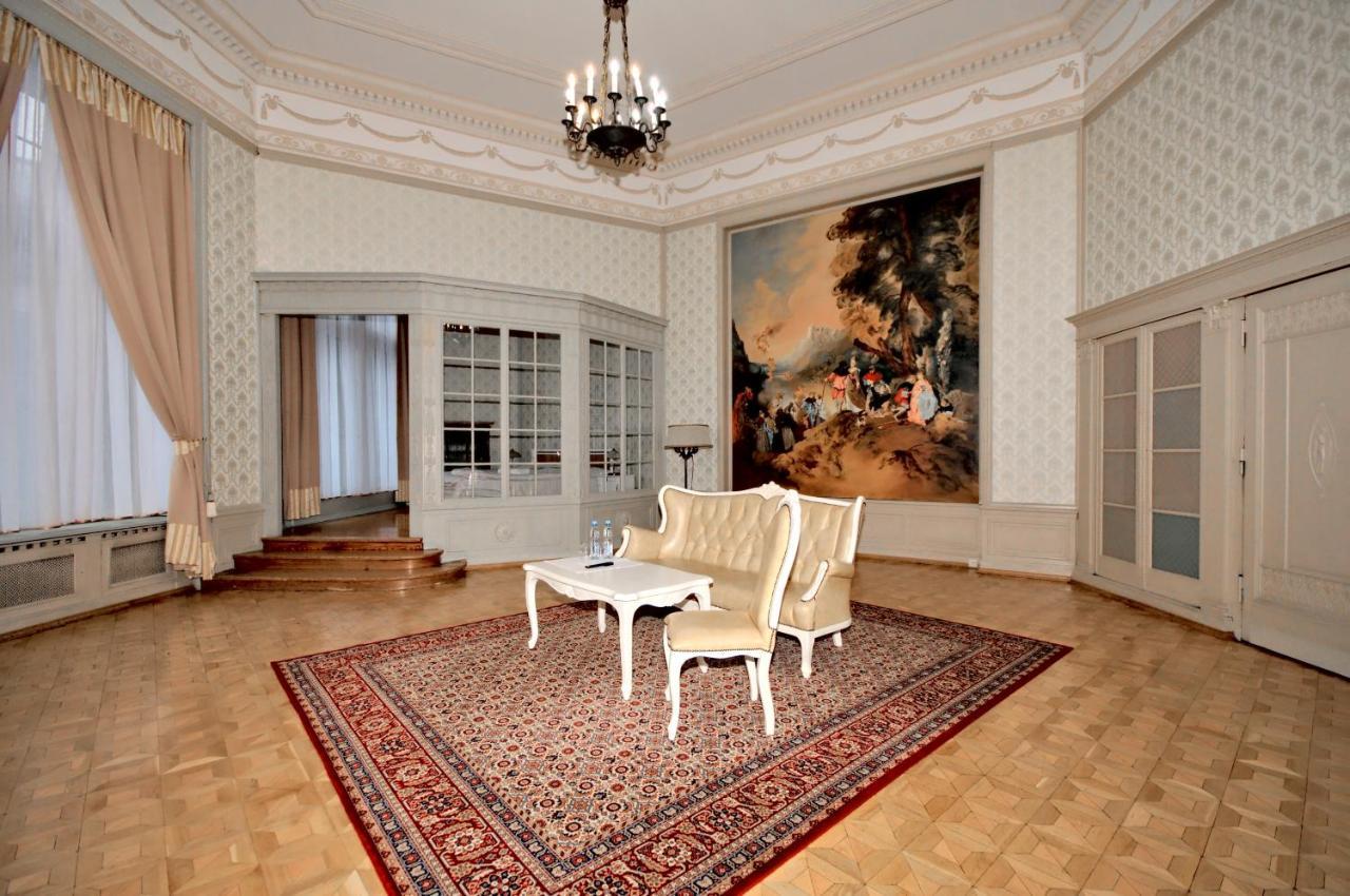 Hôtel Moszna Zamek Extérieur photo